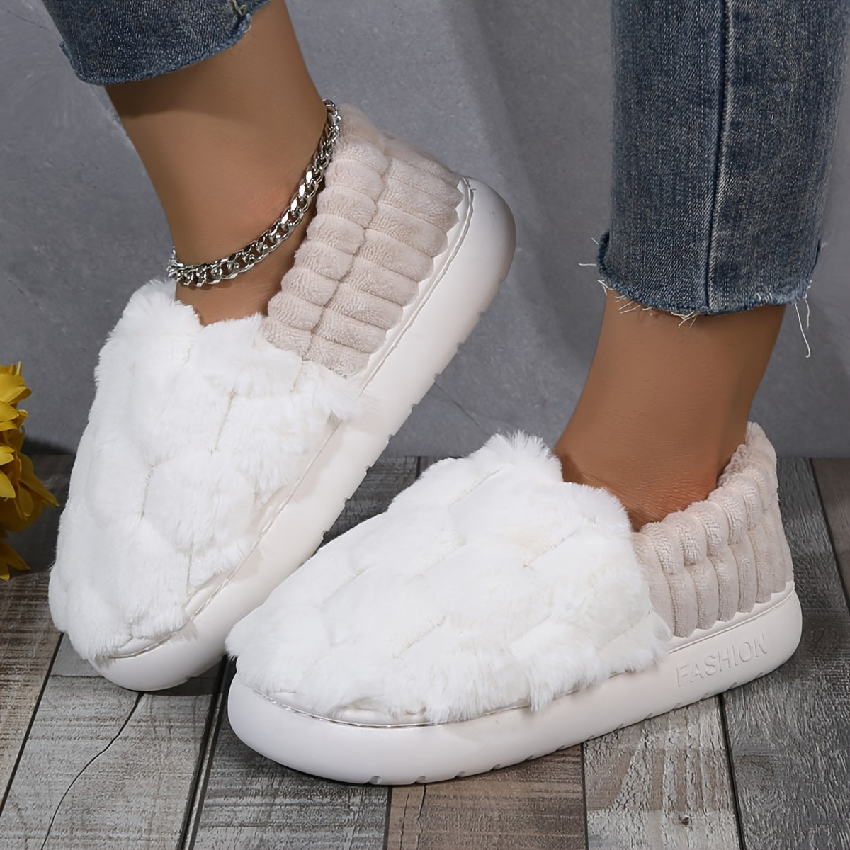 Women'S Stylish Fuzzy Slippers