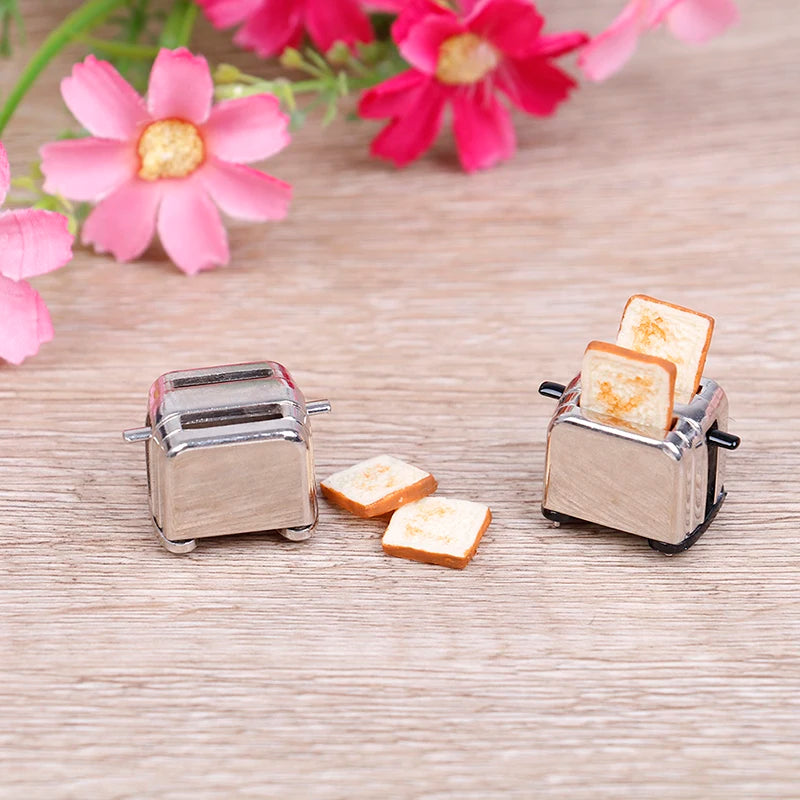 1PC Dollhouse 1/12 Scale Mini Bread Machine Miniature Kitchen Access Toaster Home Decoration Spoon Shovel Cookware Model