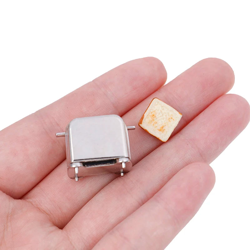 1PC Dollhouse 1/12 Scale Mini Bread Machine Miniature Kitchen Access Toaster Home Decoration Spoon Shovel Cookware Model