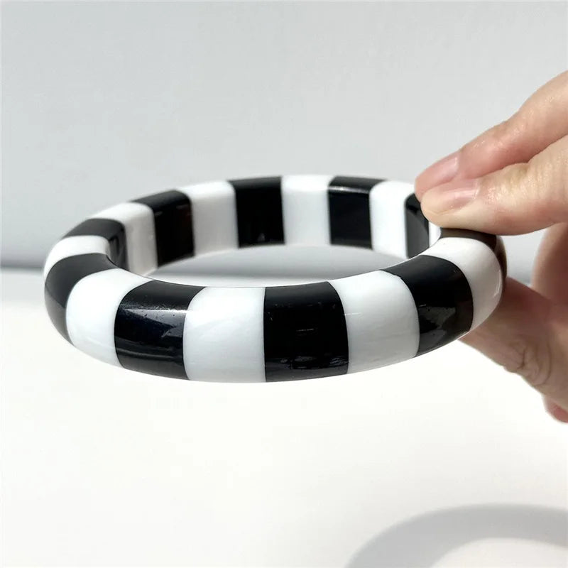 HangZhi Sweet Pink White Polka Dot Striped Geometric Round Resin Cuff Bracelet Y2K Bangle for Women Girls Minimalist Jewelry
