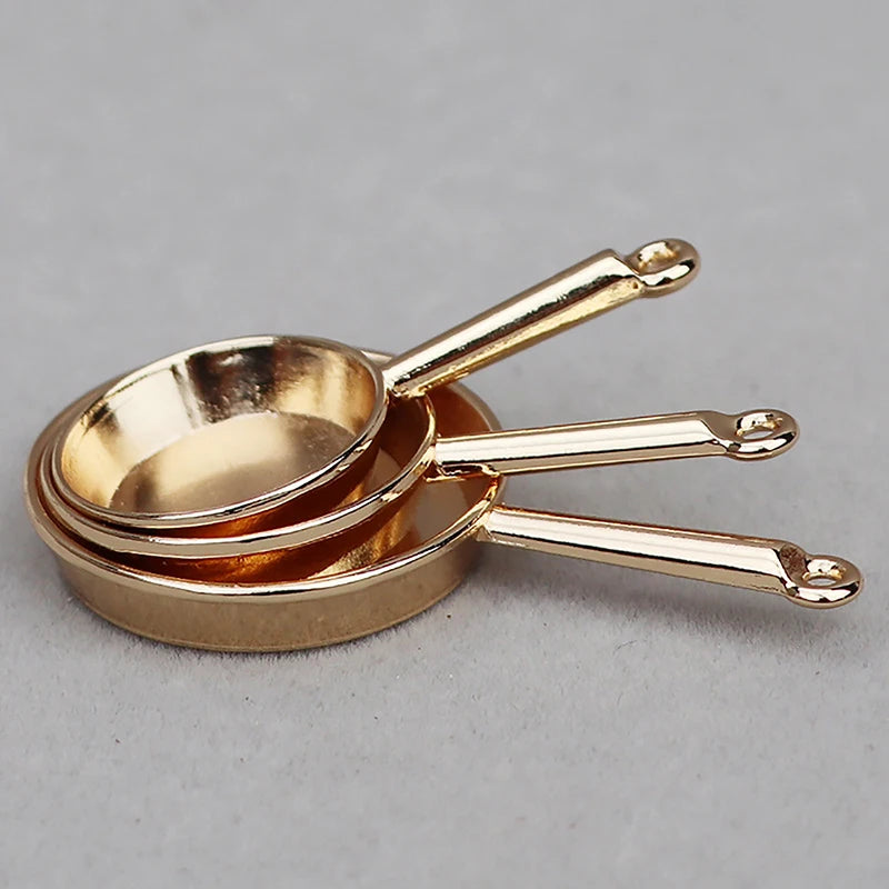 1PC Dollhouse 1/12 Scale Mini Bread Machine Miniature Kitchen Access Toaster Home Decoration Spoon Shovel Cookware Model