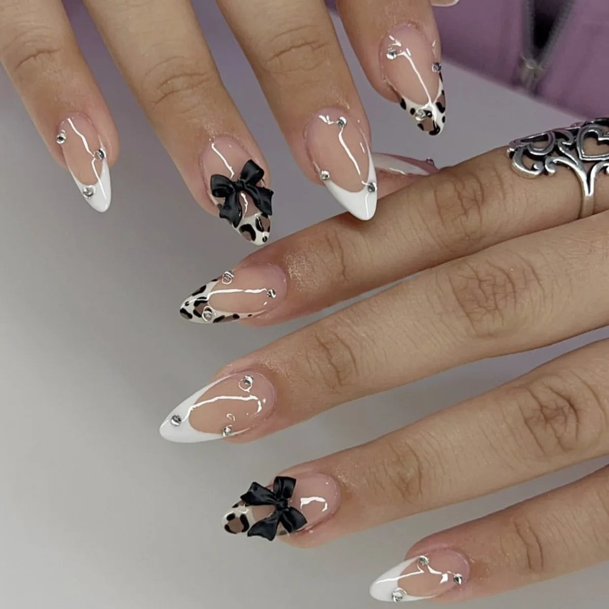 24Pcs Pink French Style Fake Nails 3D Bowknot Designs Short Square Press on Nails Sweet Korean Fashion False Nail for Women Girl