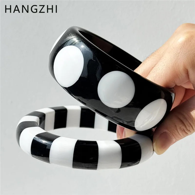 HangZhi Sweet Pink White Polka Dot Striped Geometric Round Resin Cuff Bracelet Y2K Bangle for Women Girls Minimalist Jewelry