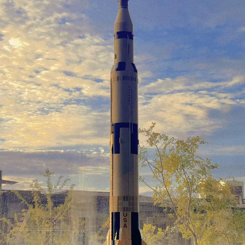 1969 pieces Apollo Saturn 5 Model Building Blocks Space Rocket Series Set Assembled Toys Children's Educational Birthday Gifts