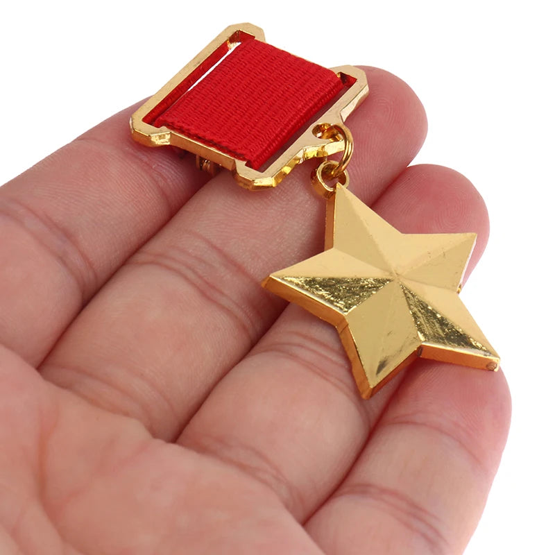 Russia USSR Badge Lapel Pins Metal Badge Medal Souvenir Collection CCCP