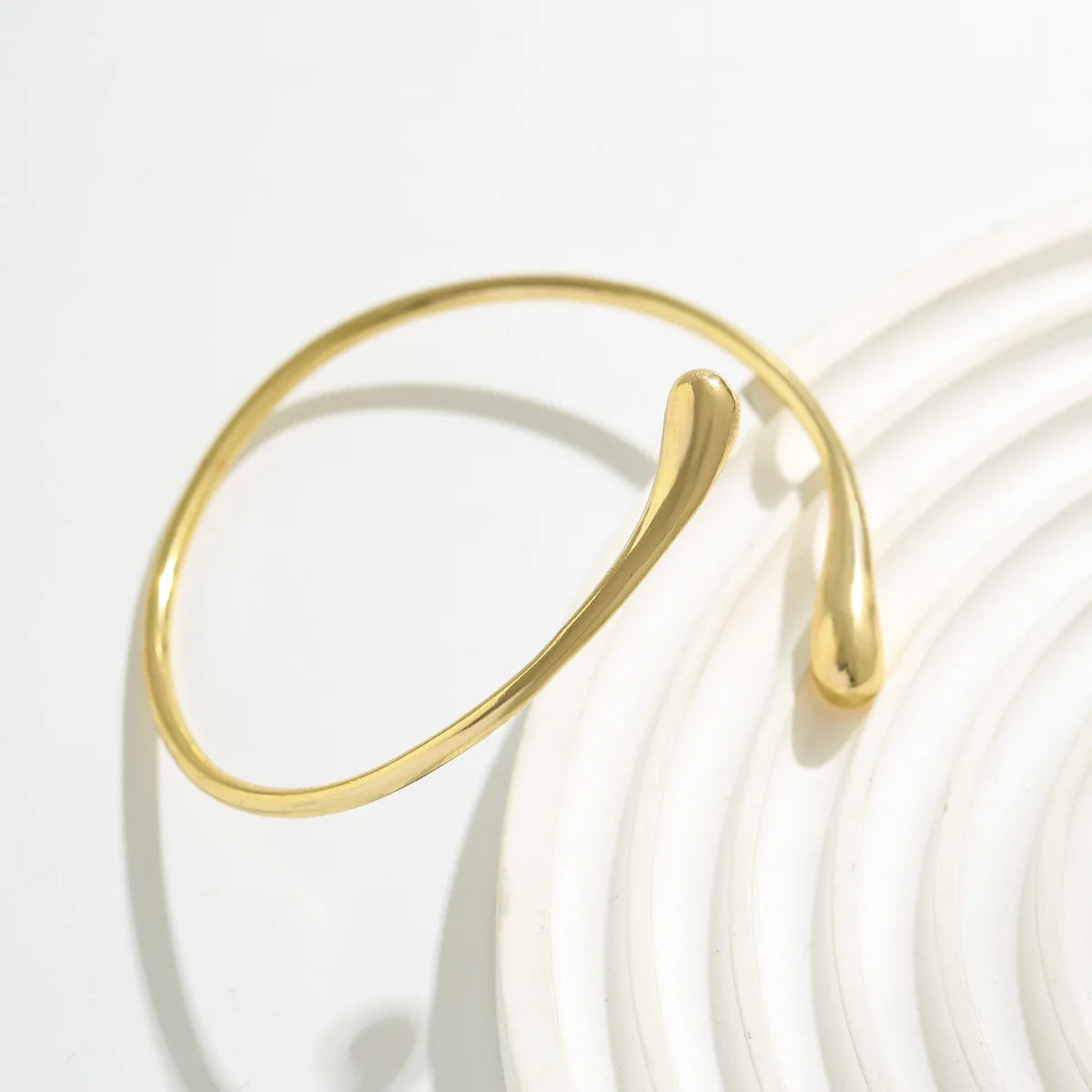 FTCY Vintage Simple Upper Arm Bracelet for Women Trendy Geometric Water Drop Shape Bangles Adjustable Women's Jewelry