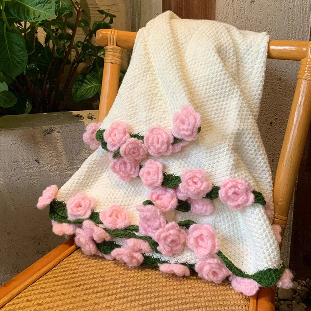 Creative Crochet Rose Bouquet Blanket Fashion Finished Rose Nap Blanket Soft Flower Hugging Blanket Valentine's Day Blanket