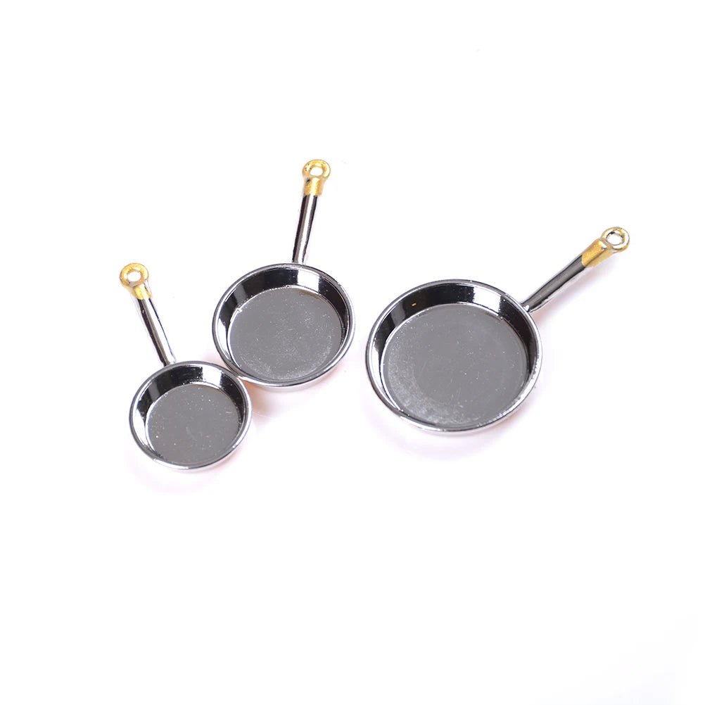 1PC Dollhouse 1/12 Scale Mini Bread Machine Miniature Kitchen Access Toaster Home Decoration Spoon Shovel Cookware Model
