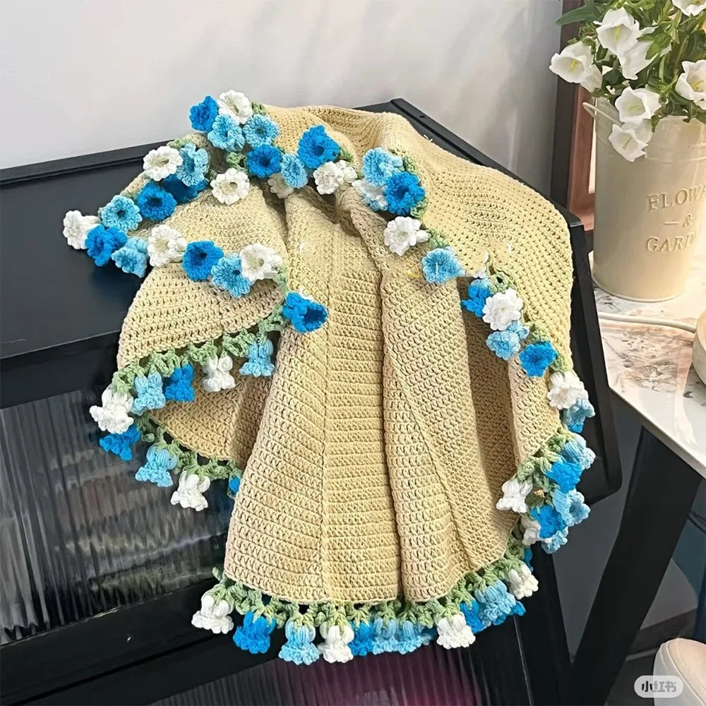 Creative Crochet Rose Bouquet Blanket Fashion Finished Rose Nap Blanket Soft Flower Hugging Blanket Valentine's Day Blanket