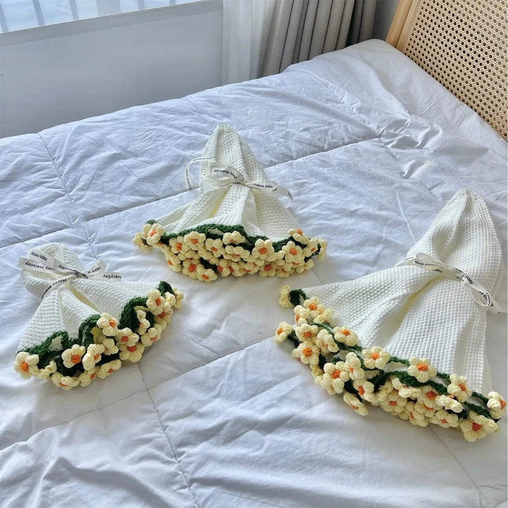 Creative Crochet Rose Bouquet Blanket Fashion Finished Rose Nap Blanket Soft Flower Hugging Blanket Valentine's Day Blanket