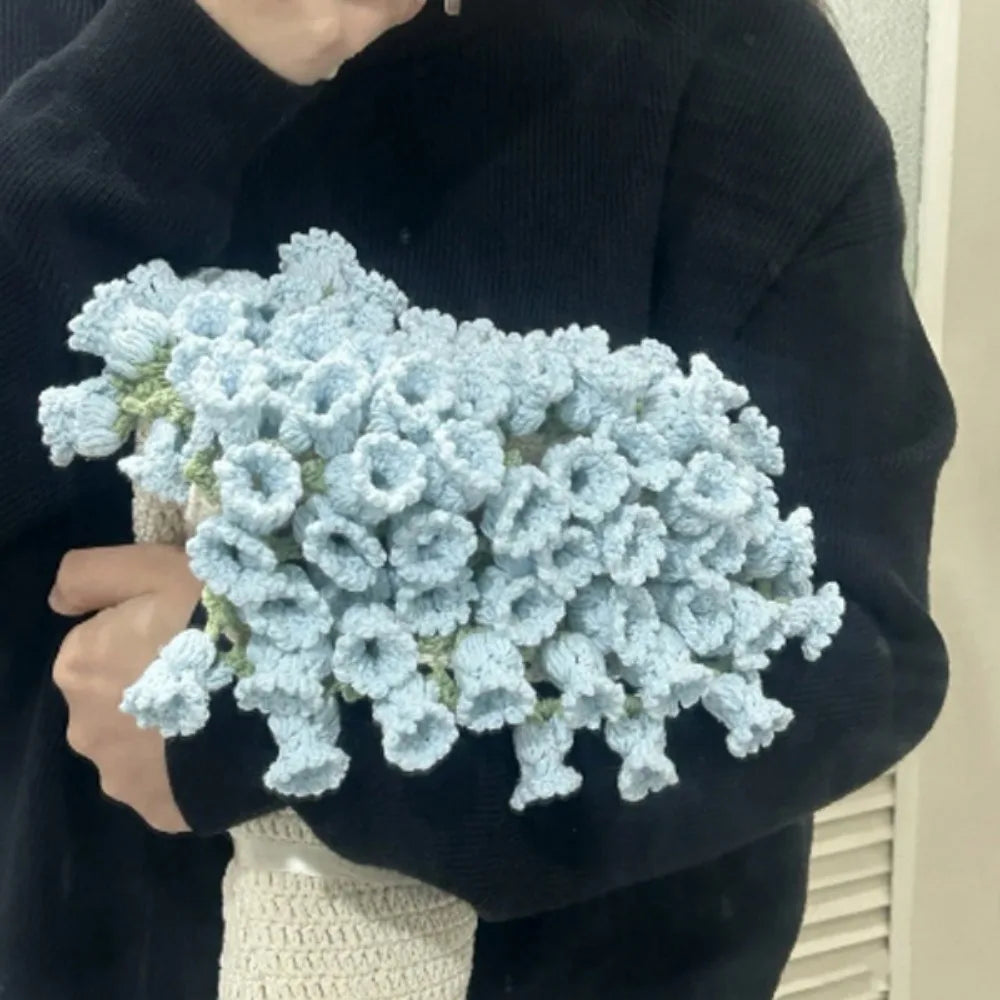 Creative Crochet Rose Bouquet Blanket Fashion Finished Rose Nap Blanket Soft Flower Hugging Blanket Valentine's Day Blanket
