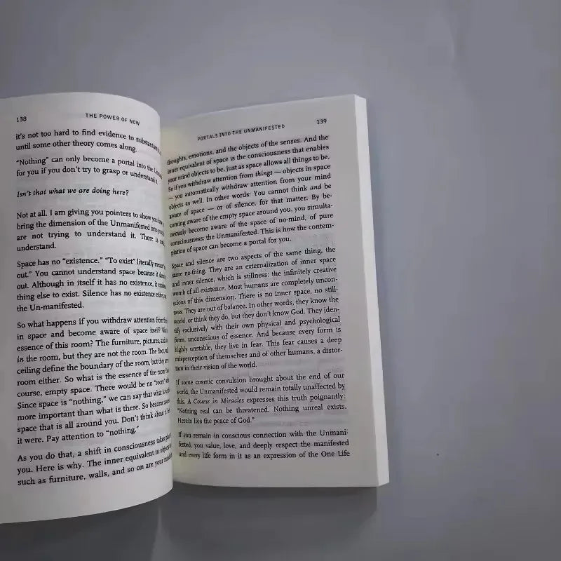 The Power Of Now By Eckhart Tolle A Guide To Spiritual Enlightenment English book book libreria libros philosophy english books