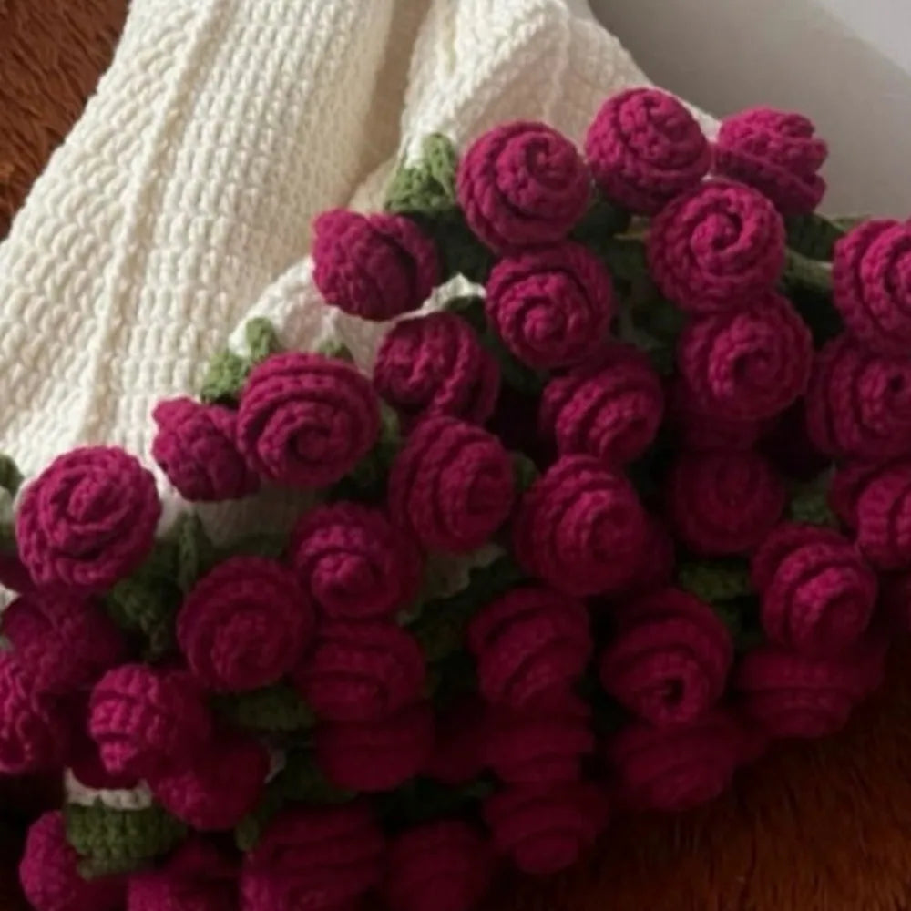 Creative Crochet Rose Bouquet Blanket Fashion Finished Rose Nap Blanket Soft Flower Hugging Blanket Valentine's Day Blanket