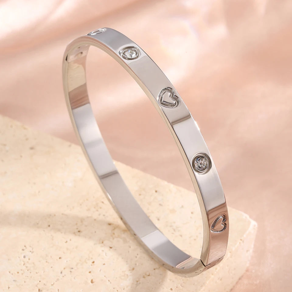 Yupsk 18K Gold Plated Stainless Steel Heart Shape Zirconia Open Bracelet for Women Sparkling Zircon Valentine's Day Gift