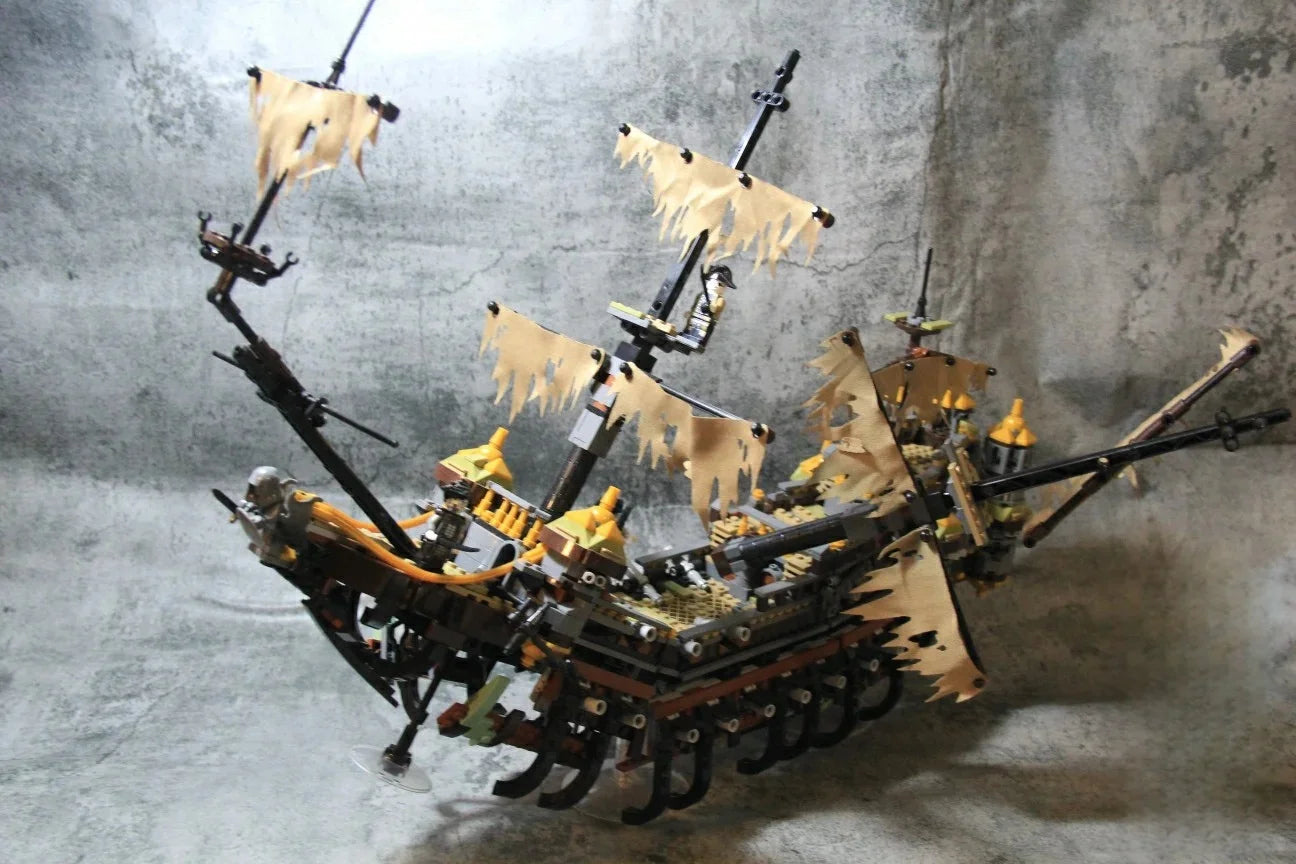 New MOC Pirate Ship Model Home Decor Building Blocks Boy's Holiday Gift