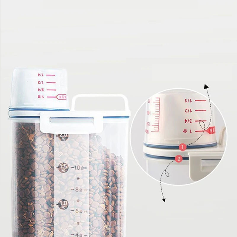 1.5kg/2kg Dog Cat Food Storage Container Plastic Pail With Measuring Cup Airtight Moisture Proof Pet Supplies Kitchen Jar