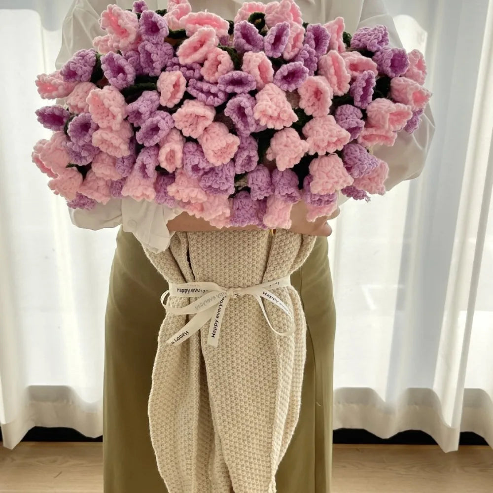 Creative Crochet Rose Bouquet Blanket Fashion Finished Rose Nap Blanket Soft Flower Hugging Blanket Valentine's Day Blanket
