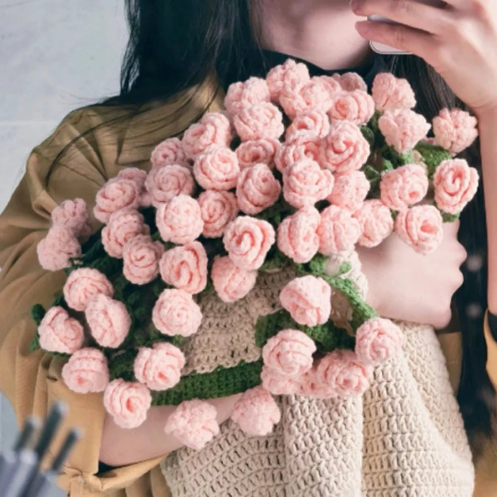 Creative Crochet Rose Bouquet Blanket Fashion Finished Rose Nap Blanket Soft Flower Hugging Blanket Valentine's Day Blanket